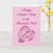 Carte Le jour de mère heureux à l'épouse du mari (Fleur jaune)