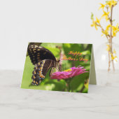 Carte Le jour de mère heureux, ami, papillon sur la (Fleur jaune)