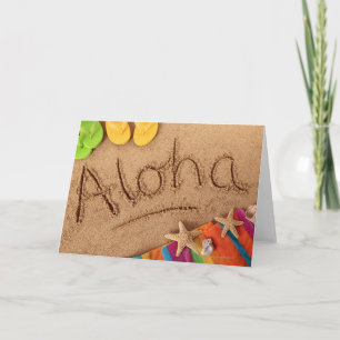 Carte Le mot Aloha écrit sur une plage de sable, avec 2