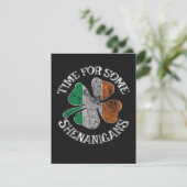 Carte Le temps de la St. Patrick pour un trèfle de quelq (Debout devant)
