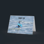 CARTE LES SURFS, JOUISSONS DE VOTRE ANNIVERSAIRE !<br><div class="desc">Cette carte est "cool" et j'espère que vous l'enverrez à VOTRE AMI OU MEMBRE DE LA FAMILLE le jour de son anniversaire!</div>