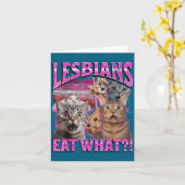 Carte Lesbians Eat What_! Funny Cat Gay Pride Lgbtq Pun  (Fleur jaune)