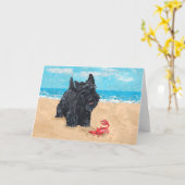 Carte Little Scottie trouve un crabe à la plage (Fleur jaune)