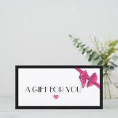 Carte Logo du coeur noir et rose chaud certificat cadeau (Debout devant)