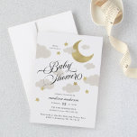 Carte Lune, étoiles et nuages Baby shower de script soph<br><div class="desc">Cette jolie invitation au baby shower est douce et chic et parfaite pour un thème lune et étoiles. Avec mon illustration dessinée à la main de nuages, d'étoiles et de lune avec fausse feuille d'or et accentuée par une calligraphie élégante. L'envers comporte une illustration de nuage et d'étoiles correspondant avec...</div>