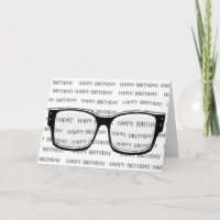 lunettes sur le texte d'anniversaire flou