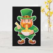 Carte Lutin drôle mangeant des nouilles Ramen St Patrick (Fleur jaune)