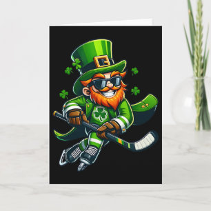 Carte Lutin jouant au hockey St Patrick's Day Sport Me