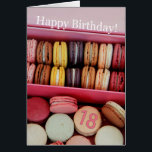 Carte Macaron 18e anniversaire<br><div class="desc">Un anniversaire à fêter ? Envoyez une vraie carte d'anniversaire de macaron français à votre famille et à vos amis et leur souhaite le plus beau anniversaire de tous les temps ! Cette invitation d'anniversaire spécifique à l'âge est disponible pour tous les âges lustrum de 10 à 75 ans et...</div>