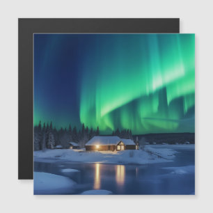 Carte Magnétique Aurora borealis au-dessus du cabine d'hiver