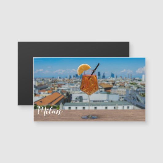 Carte Magnétique Cocktail Spritz sur une table avec vue sur Milan (Devant / Derrière)
