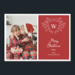 Carte magnétique photo Festive rouge et blanc crêt<br><div class="desc">Étendez la fête de Noël avec cette carte de voeux magnétique élégante et moderne avec une ligne blanche conception de feuille de style mistletoe encadrant une crête classique facilement personnalisable avec vos initiales sur un arrière - plan rouge festif. Ajoutez l'un de vos portraits de famille préférés sur le côté...</div>