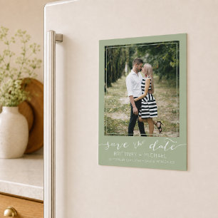 Carte Magnétique Photo Moderne Vert Sauge Simple Save the Date