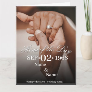 Carte Mains d'un couple de couleur de mariage avec annea
