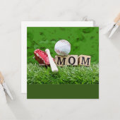 Carte Maman de baseball avec balle sur le vert pour la f (Devant/Arrière en situation)