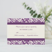 Carte Mariage RSVP Crème et Plum Damask (Debout devant)