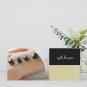 Carte Massothérapeute ou Spa de jour Certificat-cadeau (Debout devant)