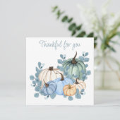 Carte Merci pour vous citrouille feuille bleu Thanksgivi (Debout devant)