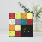 Carte mignonne d'invitation d'anniversaire de (Debout devant)