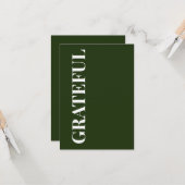 Carte Minimal GRATEFUL | Vert forêt Fête de fin d'année (Devant/Arrière en situation)