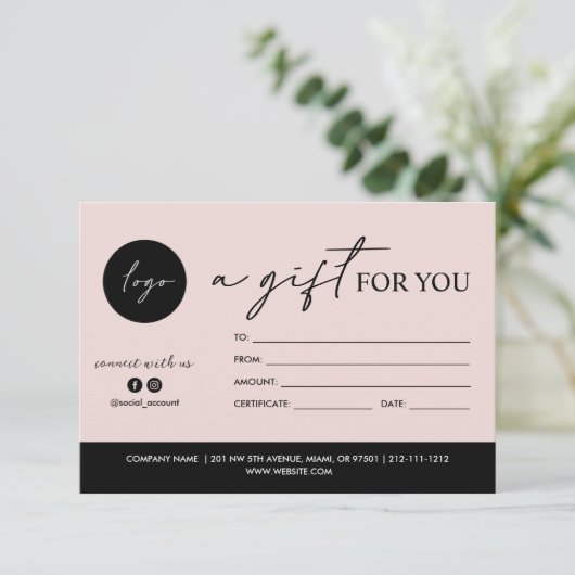 CARTE MINIMAL SCRIPT UN CADEAU POUR VOUS LOGO COMPTE SOC (Debout devant)