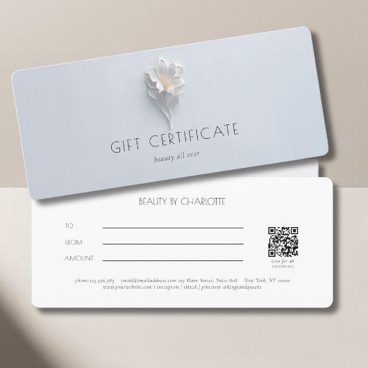 Carte Minimalist Floral White Salon QR Code Gift Card