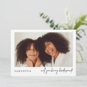 Carte Minimaliste Élégant Photo en Noir Demoiselle d'Hon (Debout devant)