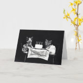 Carte Minous vintages mangeant le gâteau d'anniversaire (Fleur jaune)