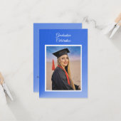 Carte Modern Blue Gradient Grad Party Invite Enclosure (Devant/Arrière en situation)