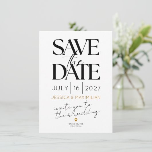Carte Modern save the date with gold accents (Debout devant)