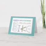 Carte Montez les traînées faisant du vélo l'anniversaire<br><div class="desc">Montez l'anniversaire faisant du vélo de belle-fille de montagne de traînées avec l'image faite à partir des pièces de vélo</div>