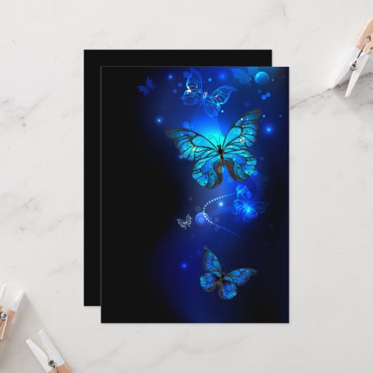 Carte Morpho Butterfly in the Dark Background (Devant/Arrière en situation)