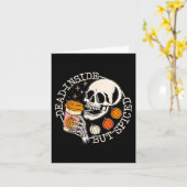 Carte Mort à l'intérieur mais buvant la citrouille épicé (Fleur jaune)