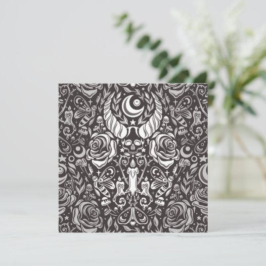 Carte Motif gothique monochrome (Debout devant)