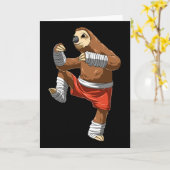 Carte Muay Thai Sloth - Boxe Thaïlandaise et Kickboxing (Fleur jaune)