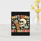 Carte Ne paniquez pas c'est de l'herbe organique Skull (Fleur jaune)