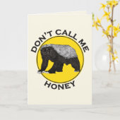 Carte Ne pas m'appeler Honey Badass Feministe jaune (Fleur jaune)
