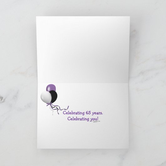 Carte néon 65e anniversaire signe et ballon en feu d'art (Intérieur)