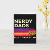 Carte Nerdy Dads Build Character, Retro Tabletop Rpg Fat (Fleur jaune)