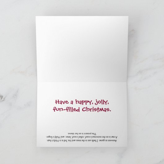 Carte Noël, petite-fille. Trouver 8 choses cachées (Intérieur)