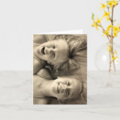 Carte Noir et blanc, Deux filles qui rient (Fleur jaune)