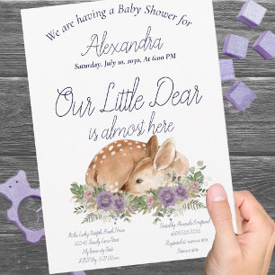 Carte Notre petite chère cerf pourpre Floral Baby Girl