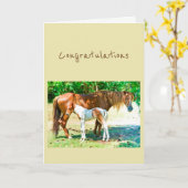 Carte Nouveau poulain de cheval de bébé d'addition de (Fleur jaune)