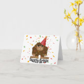 Carte Nouvel anniversaire de la petite Squatcha Bigfoot (Fleur jaune)