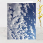 Carte Nuages Puffy Sur Ciel Bleu (Fleur jaune)