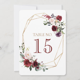 Carte numéro de tableau pour les fleurs de mariage
