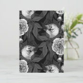 Carte Oiseaux et fleurs de pivoines monochromes, gris (Debout devant)