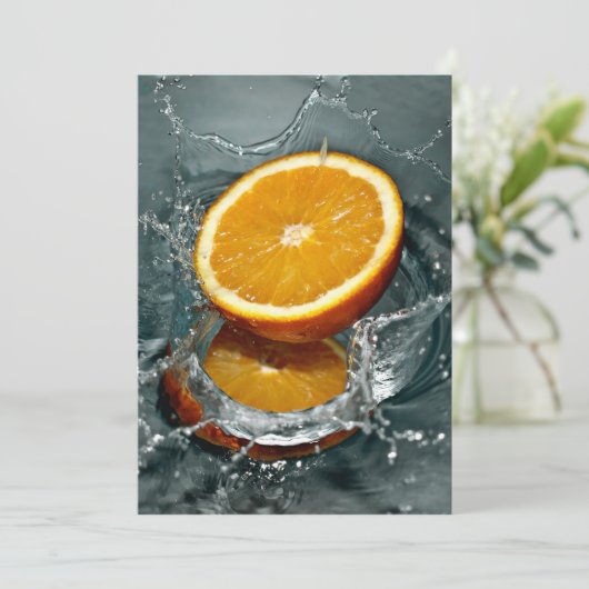 Carte orange juteuse positive pour l'humeur vitaminée (Debout devant)