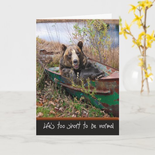 Carte Ours d'anniversaire dans le bateau de rangée (Fleur jaune)