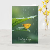 Carte Papillon qui reste sec sous une feuille (Fleur jaune)